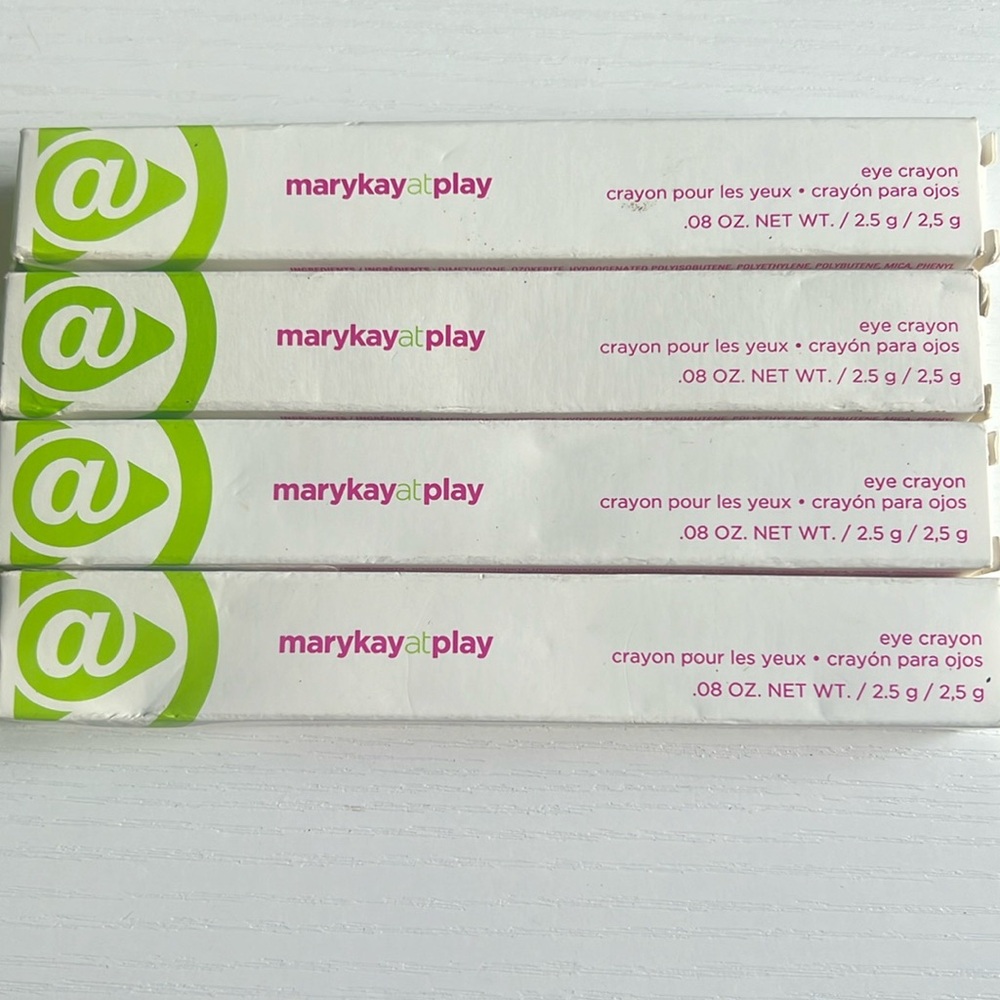 Eye Crayon Mary Kay@play NEW